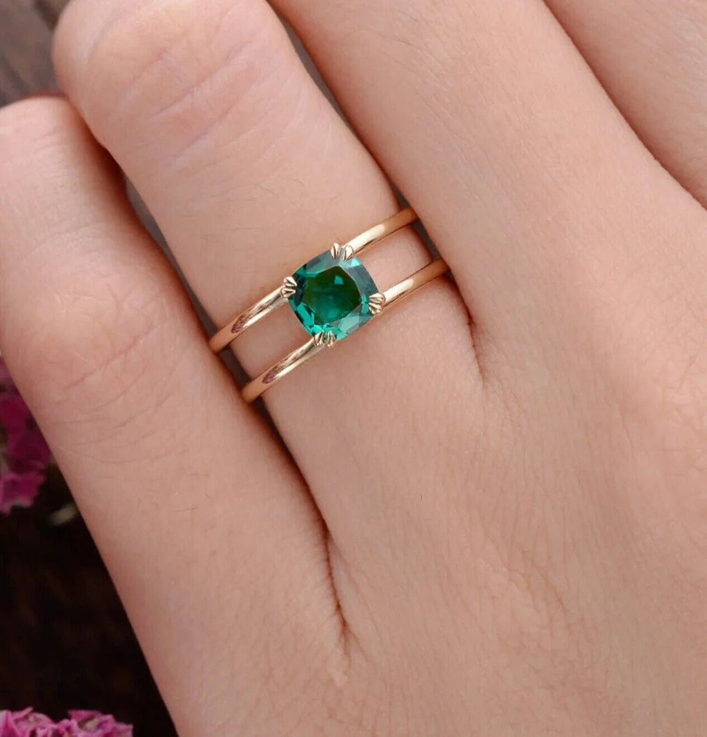 14k Rose Gold Green Emerald Ring Y152