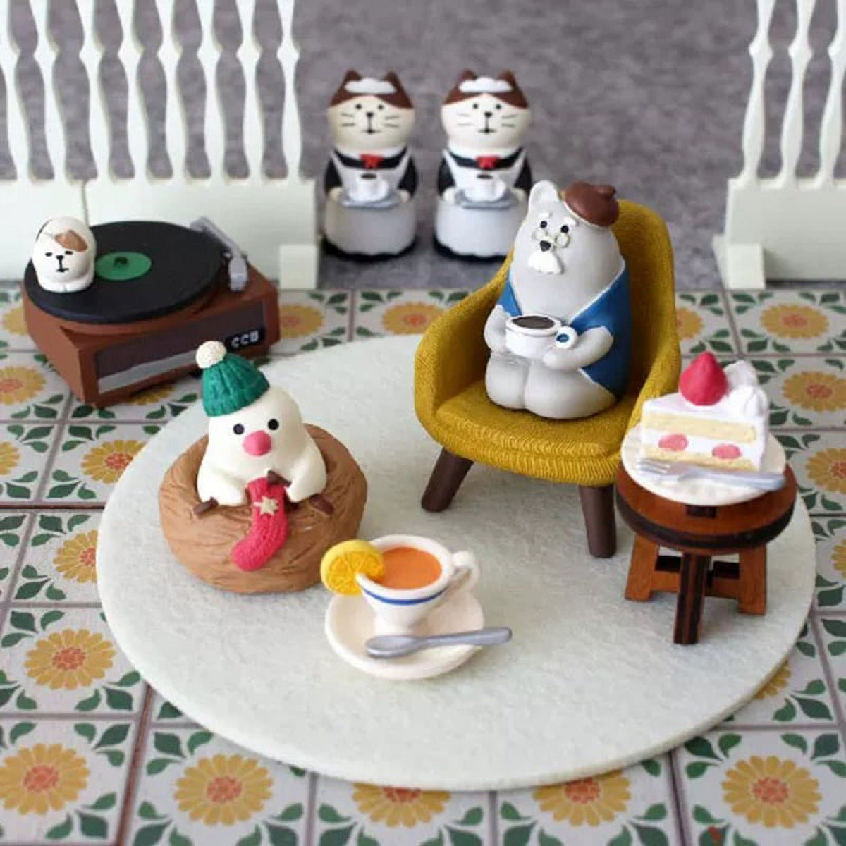 1/6 1/12 Scale Dollhouse Miniature Retro Wooden Floor Decoration G9474