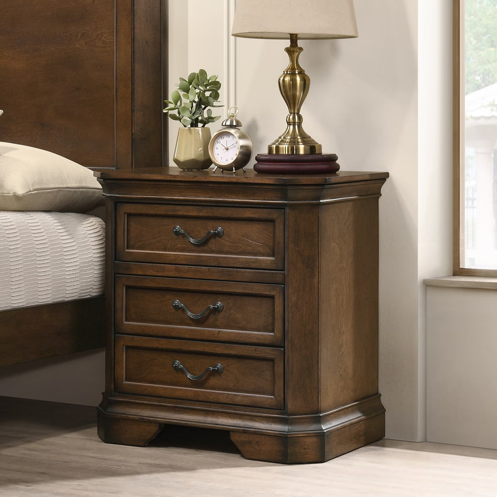 Antique Walnut Finish Wood 3-Drawer Nightstand L1738