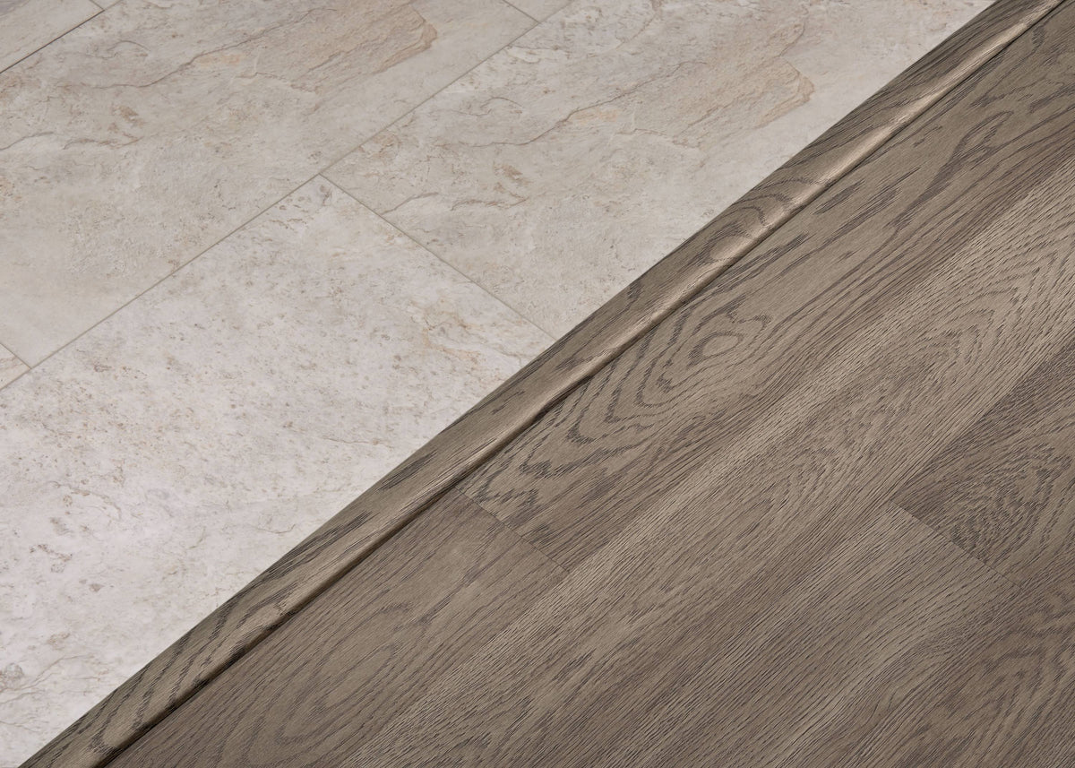 Oak Wood Veneer Vinyl Core Floor T-Moulding in Gray Y72679