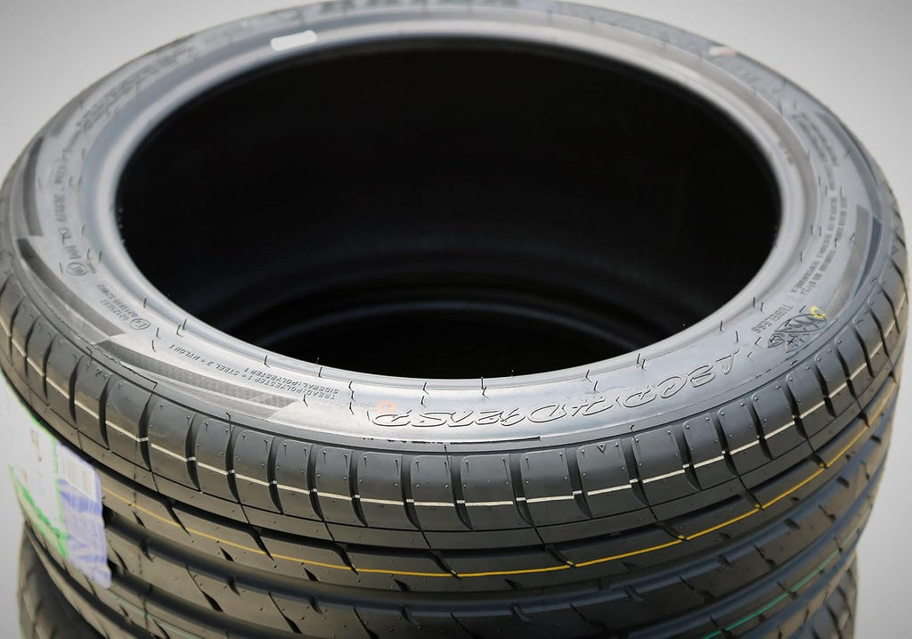 285/30R20 All-Season High Performance Radial Tire J15282