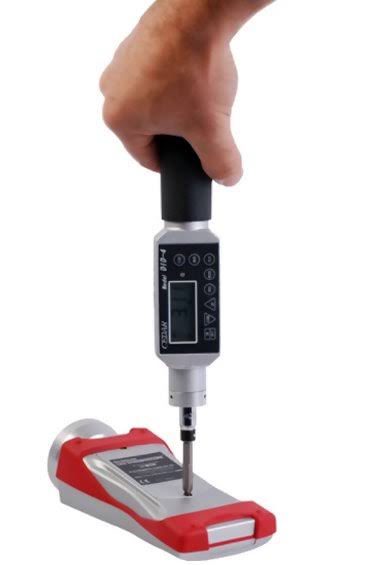 Cedar Digital Torque Screwdriver, 35 lb-in Q6094