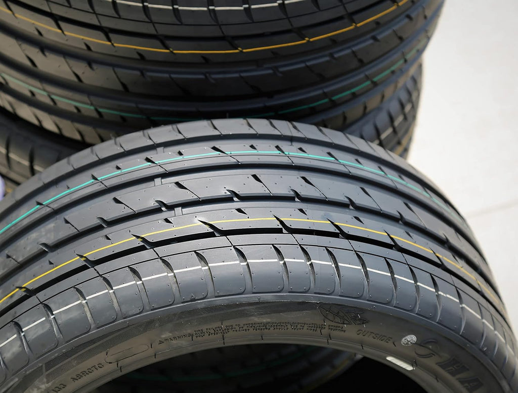 285/30R20 All-Season High Performance Radial Tire J15282