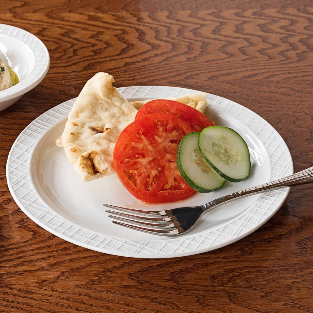 Bright White Stoneware Narrow Rim Plate - 24/Case Y393