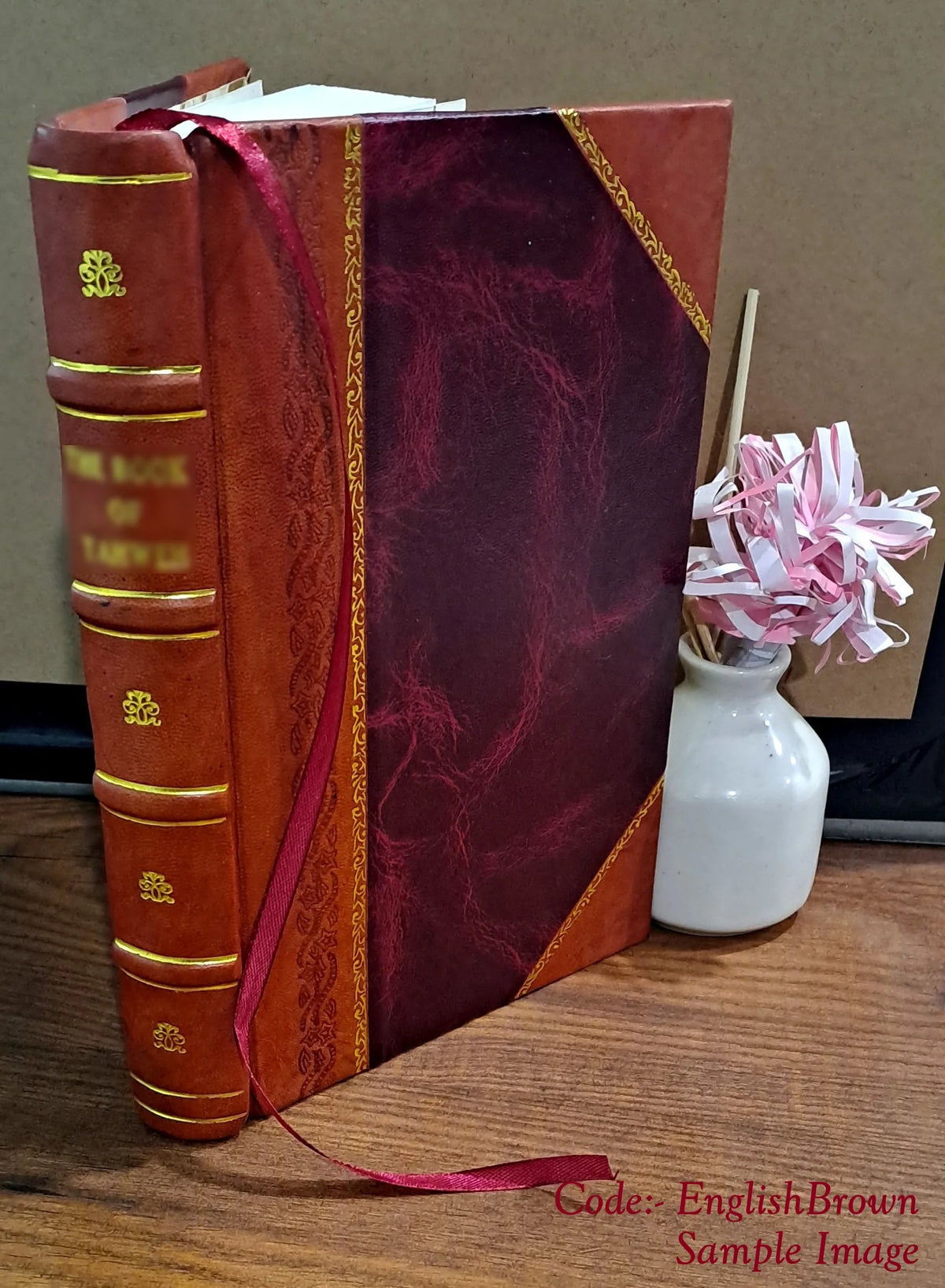 LEATHER BOUND BOOK Q412