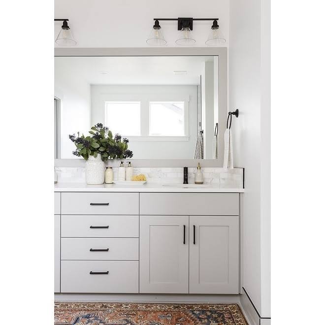 Four Light Bath Bar Natural Brass Q420