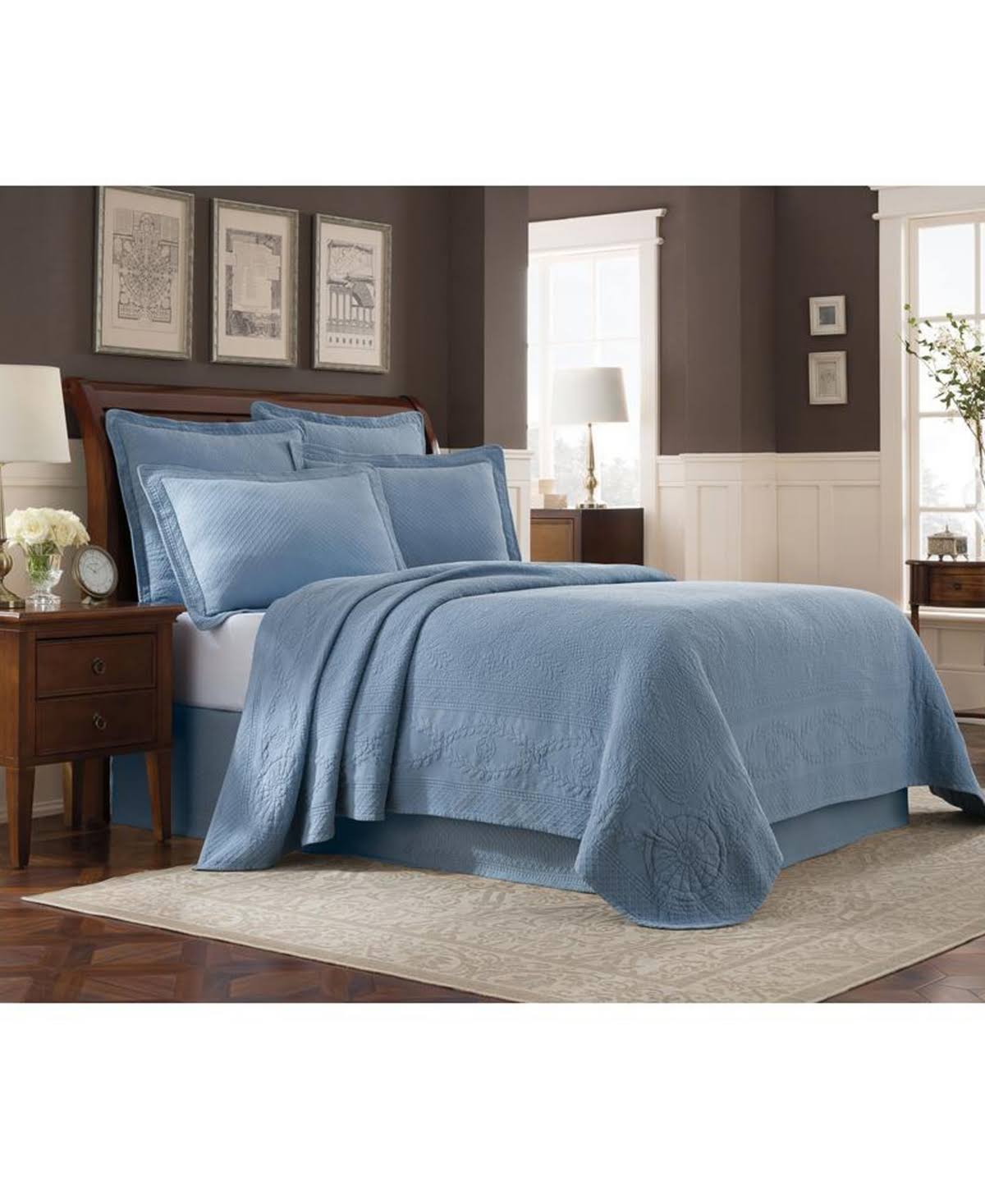 Blue Full Coverlet S815966
