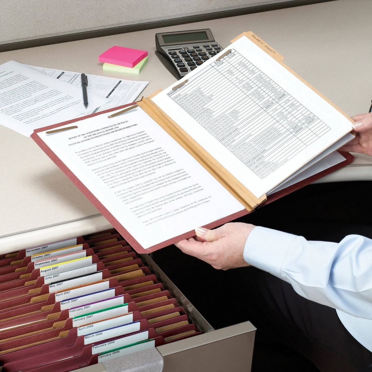 Classification Folders with SafeSHIELD Coated B9241