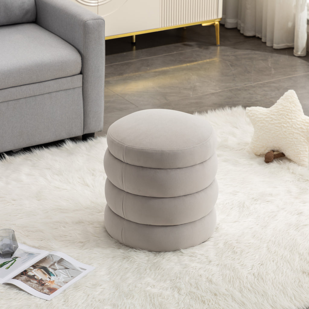 Gray Velvet Tufted Ottoman I10910