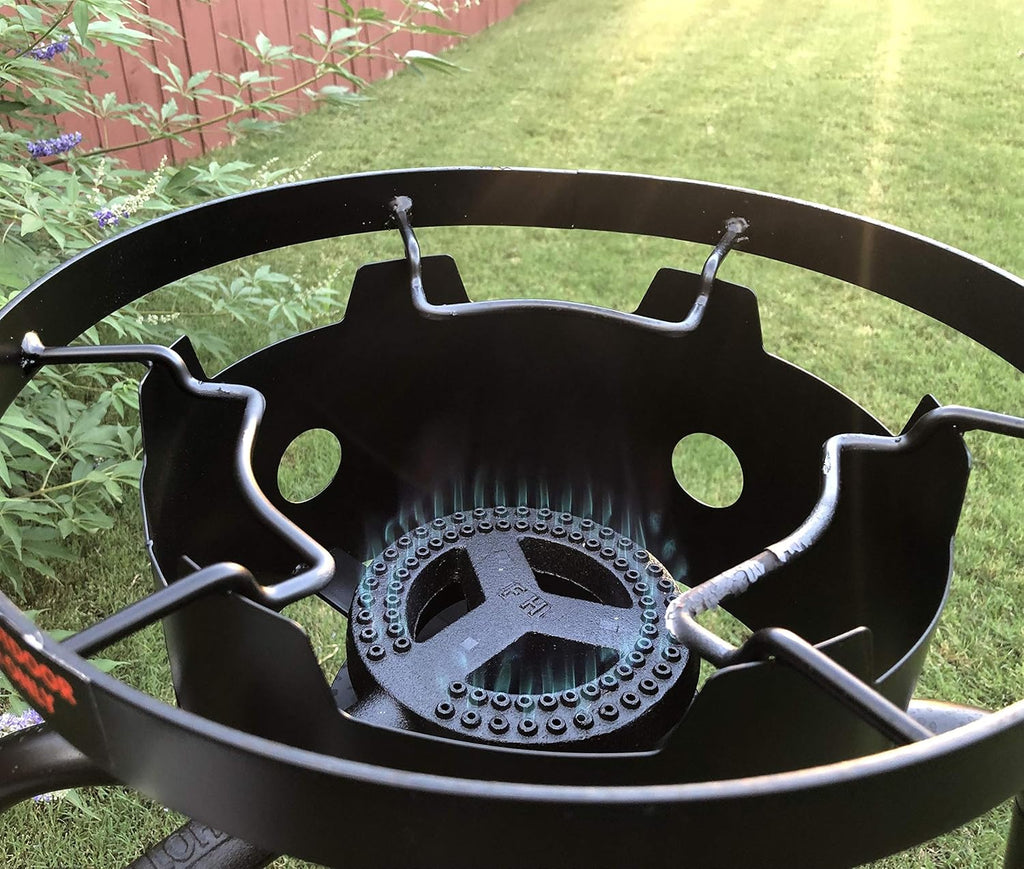 Single Burner Propane Stove with Adjustable Regulator & Hose V545695